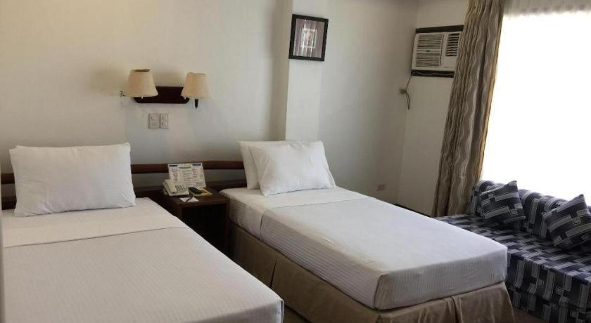 Soledad Suites Панглао Экстерьер фото